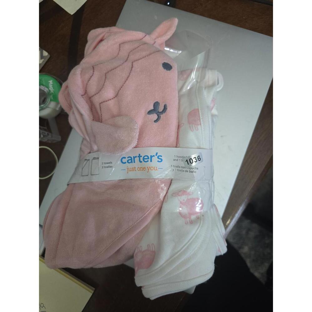 Brands knew two pat of hooded towels.Item 464